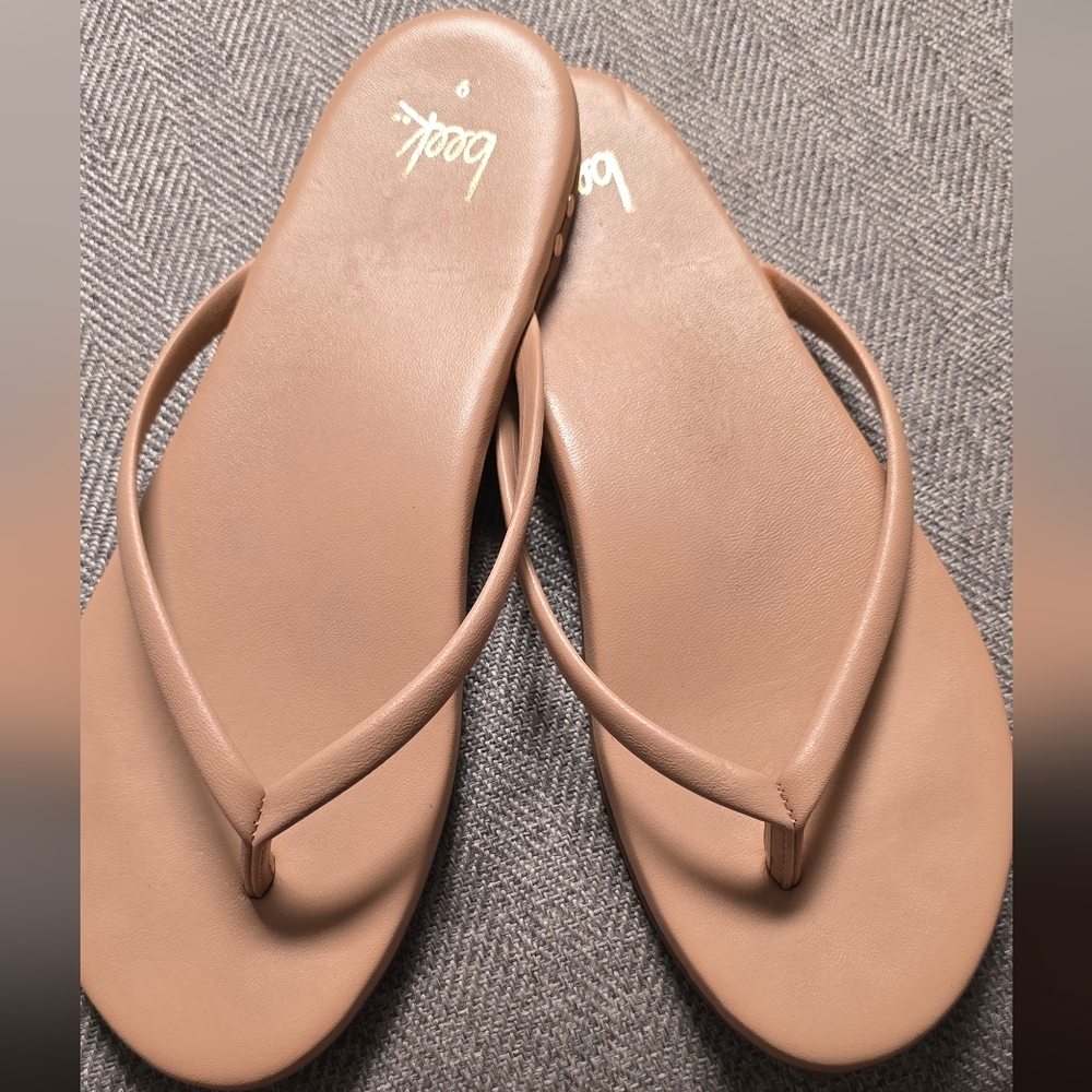 Women's Tan beek Sandals